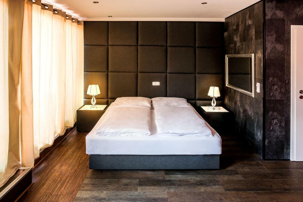 Hotel Sleepinn Volkspark (Adults Only) ฮัมบูร์ก ภายนอก รูปภาพ